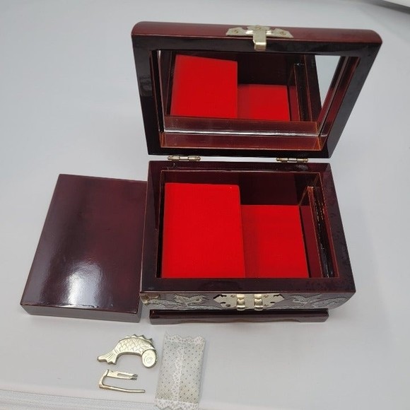 Vintage Mother Of Pearl Inlay Wooden lacquer Arirang Music Jewelry Box Korean - Picture 9 of 13